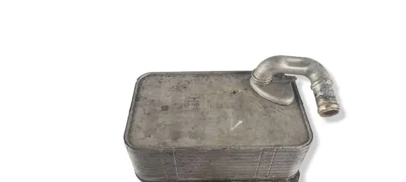 Engine oil radiator