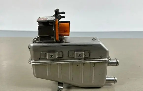 Volkswagen PASSAT B8 Air conditioning (A/C) compressor (pump) 3Q0963231D 12E010001B