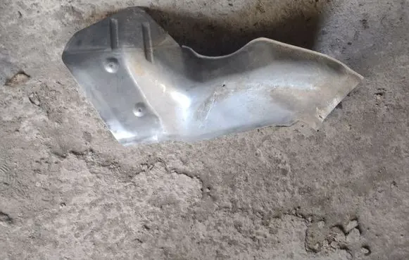 Mercedes-Benz 200 300 W123 Exhaust heat shield