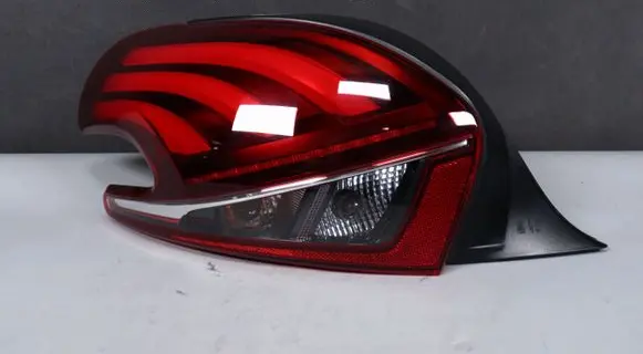 Peugeot 208 Rear/tail lights 9825681280
