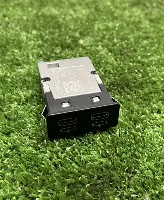 BMW X5 G05 USB socket connector 8711938