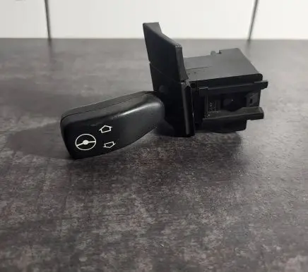 BMW 5 E39 Steering wheel adjustment switch 54278 84Z7S PA66MX40