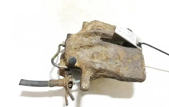Volkswagen PASSAT B5 Front brake caliper