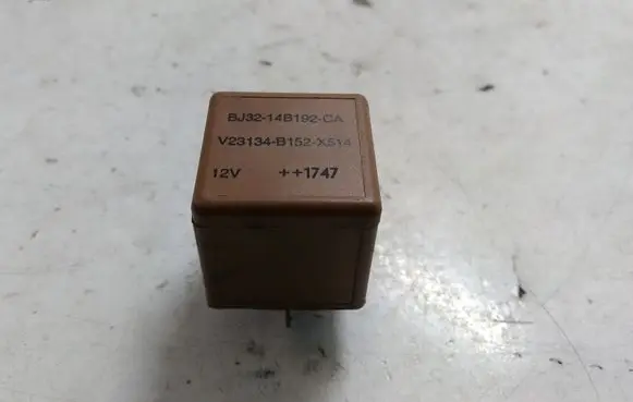 Land Rover Evoque I Other relay BJ3214B192CA