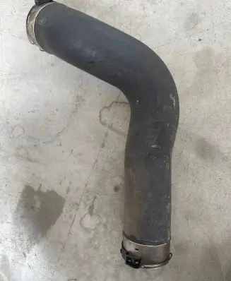 BMW 5 F10 F11 Intercooler hose/pipe 7470310721 CH53002 CH53009