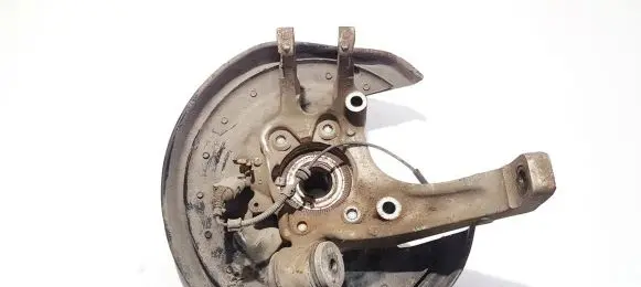 Rear wheel hub