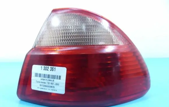 Toyota Avensis T220 Rear/tail lights IMPRK1302361