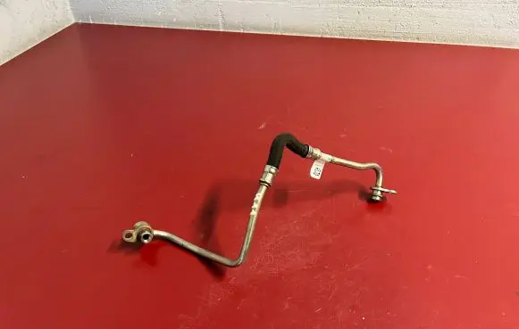 BMW X1 U11 Turbo turbocharger oiling pipe/hose 8489607