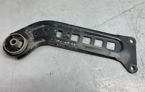 Opel Insignia B Rear control arm 84119272 94160340