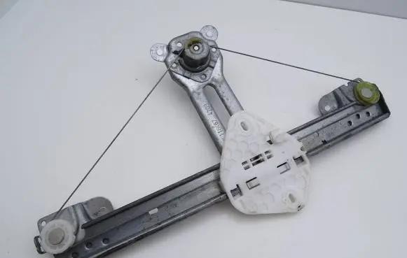 Dacia Logan I Rear door manual window regulator 118491 118467