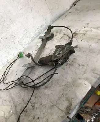 Honda Accord Rear door window regulator with motor