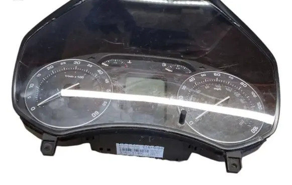 Skoda Octavia Mk2 (1Z) Speedometer (instrument cluster) 1Z0920912D V1610056 A2C53142838