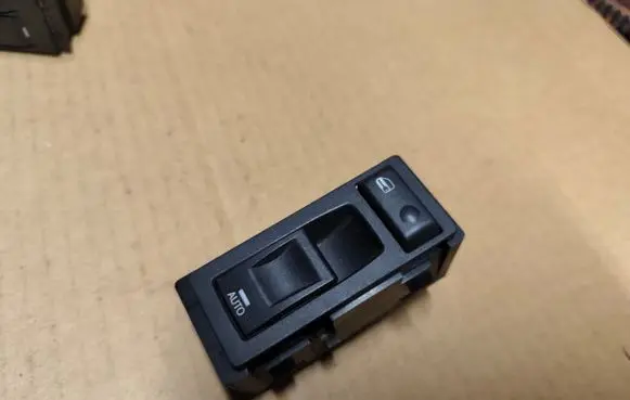Chrysler 300 - 300C Electric window control switch 04602742AA