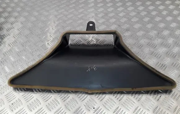 Cabin air duct channel