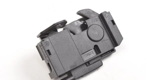 Mercedes-Benz GLC C253 Engine bonnet/hood lock/catch A2048703158