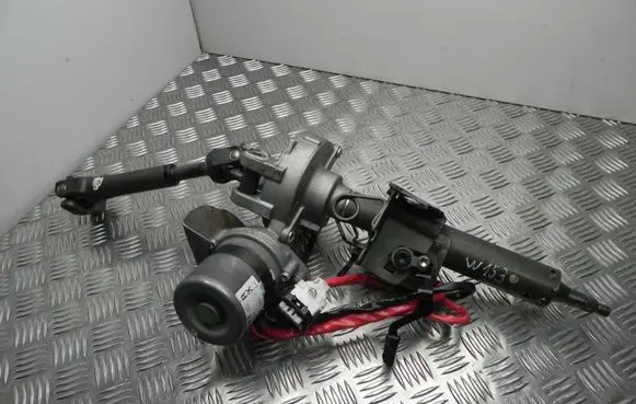 Toyota Avensis T270 Electric power steering pump 4525005740 W153