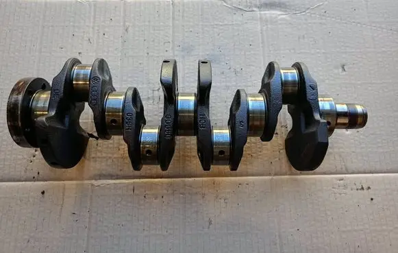 Volkswagen Golf IV Crankshaft 036H