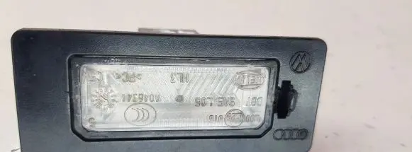 Audi Q5 SQ5 Number plate light 8T0943021