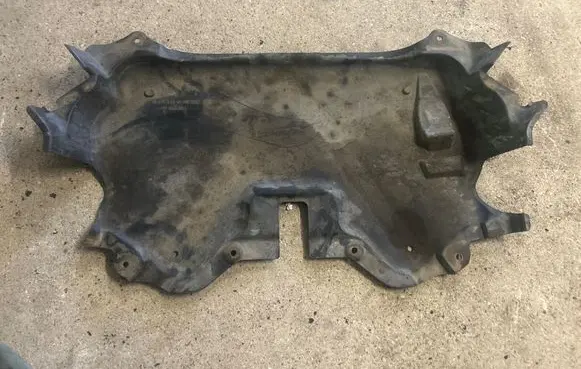 Mercedes-Benz SLK AMG R171 Engine splash shield/under tray 1715241430
