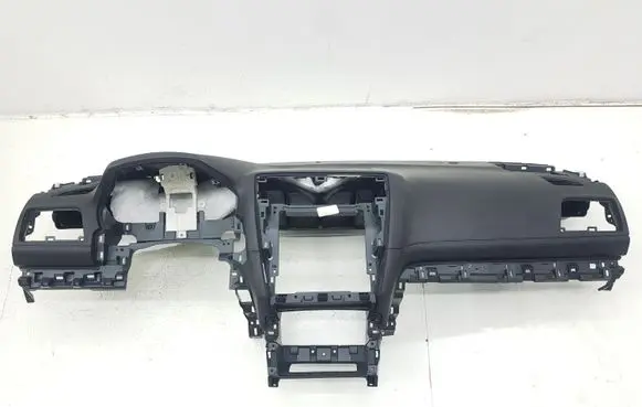Subaru Legacy Dashboard 66040AL00A S11000750 WPT2T248599