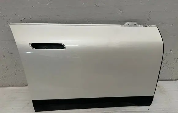 BMW iX Front door A96