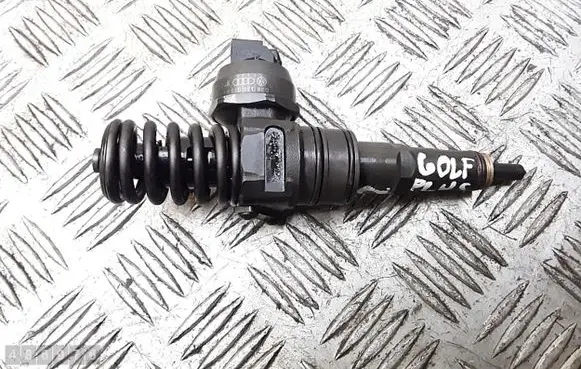 Volkswagen Golf Plus Fuel injector 038130073ag 0414720215