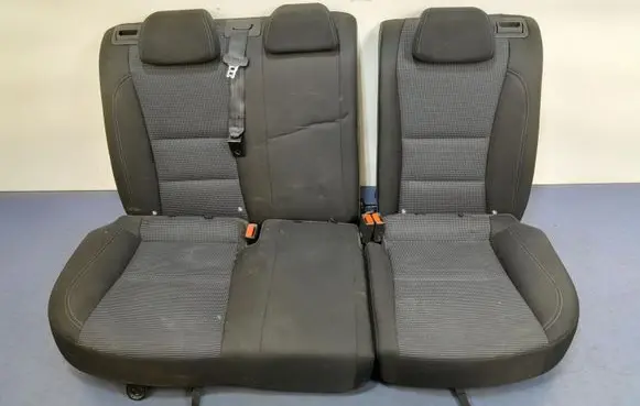 Hyundai i30 Second row seats 