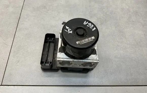 Ford Kuga II ABS Pump CV612C405EC