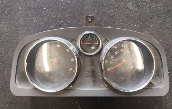 Opel Antara Speedometer (instrument cluster) 95194763 4763U 120511