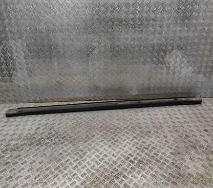 Skoda Enyaq iV Sill 5LA853855