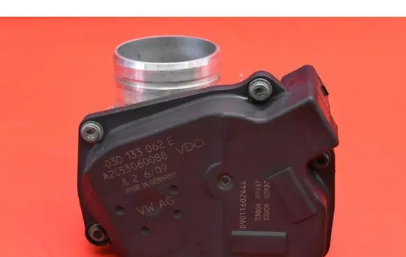 Skoda Fabia Mk2 (5J) Throttle body valve 03D133062E