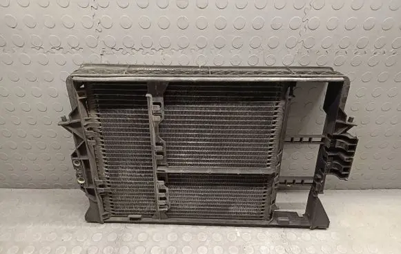 BMW 7 E38 Radiator support slam panel 1737857