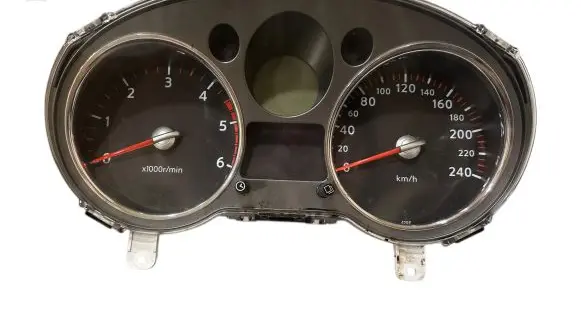 Nissan X-Trail T31 Speedometer (instrument cluster) 6HJG62A 0906250011