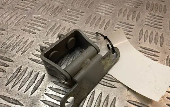Hyundai Santa Fe Tailgate/trunk/boot hinge