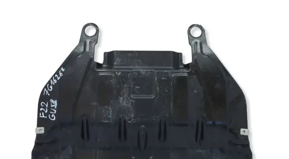 BMW 2 F22 F23 Engine splash shield/under tray 6850067MWGK