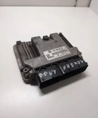 Volkswagen Touran I Engine control unit/module 03G906021HK 1039S15638 0281013683