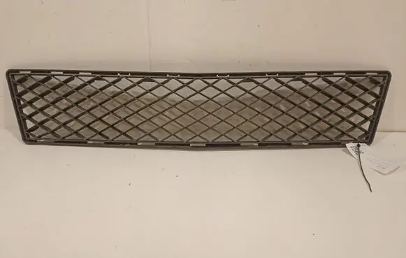 Mercedes-Benz GLK (X204) Front bumper lower grill A2048851723