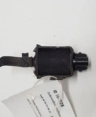Audi A6 S6 C5 4B Turbo solenoid valve 026906283