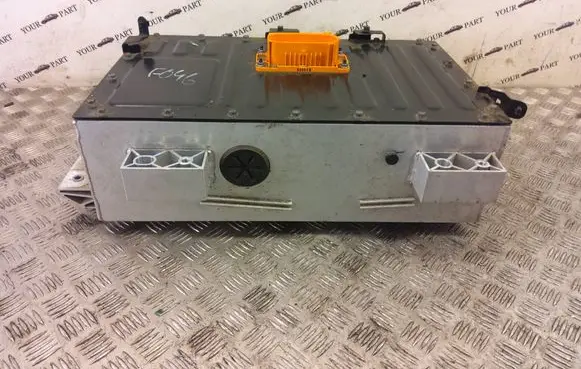 Nissan Juke II F16 Hybrid / electric car battery 295100267R