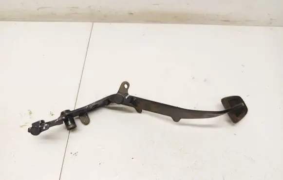 Toyota Corolla Verso AR10 Brake pedal 3132152010