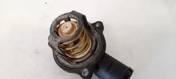 Audi A6 S6 C6 4F Thermostat housing 059121111