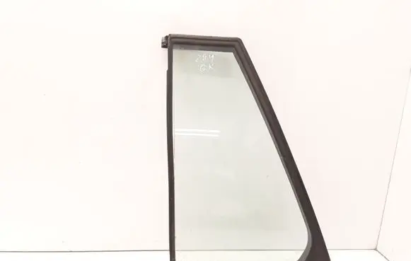 Rear vent window glass