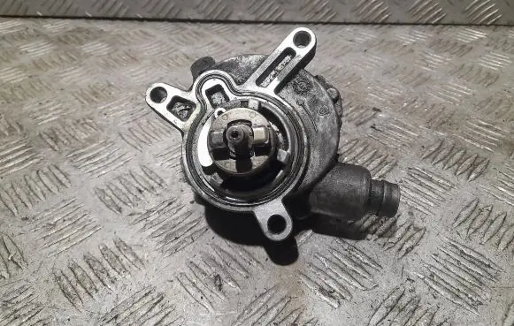 Volvo XC90 Vacuum pump 08699237