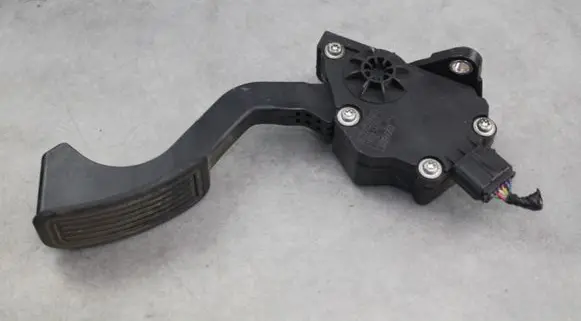Lexus CT 200H Accelerator throttle pedal 7811076021