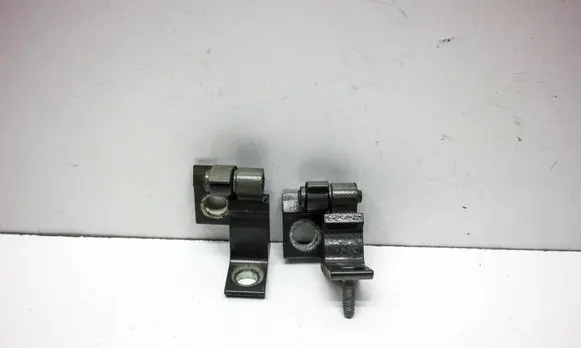 Audi Q3 F3 Rear door hinge set 8W0833404E 8W0833404C