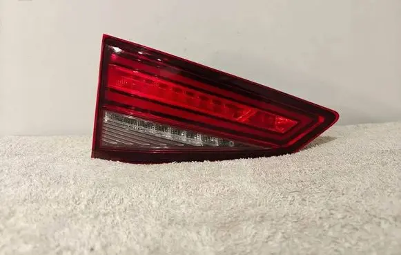 Seat Ateca Tailgate rear/tail lights 575945307F