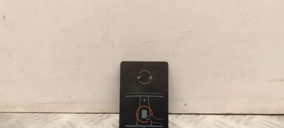 Tesla Model 3 Ignition key/card 