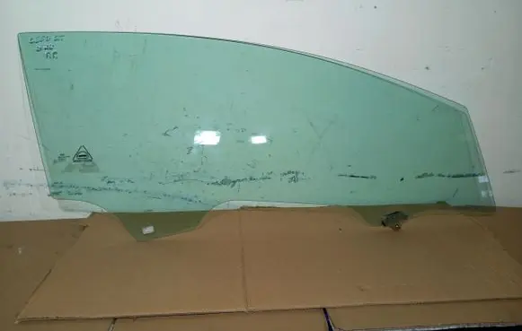 KIA Ceed Front door