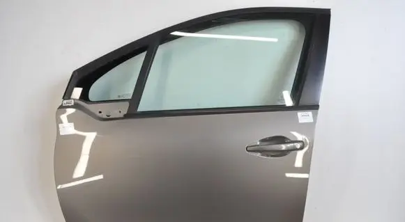 Peugeot 2008 I Front door 