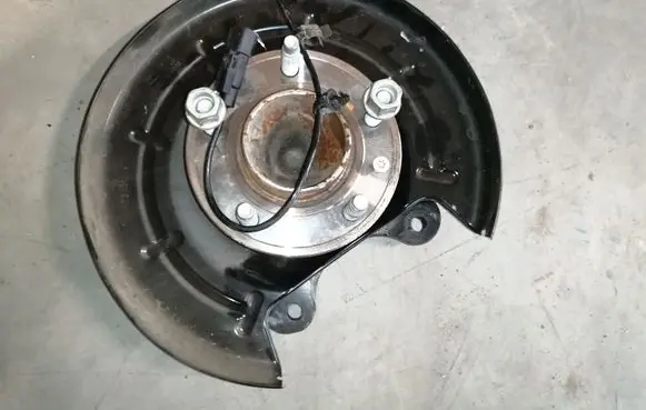 Opel Cascada Rear wheel hub 12778853 13591999